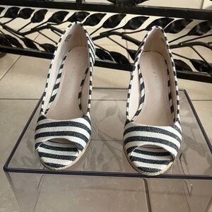 New Kelly & Katie Striped Peep Toe Heels